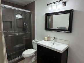 4944 NW 102nd Ave 2043, Doral FL 33178