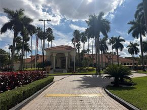 4944 NW 102nd Ave 2043, Doral FL 33178