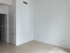900 Brickell Key Blvd 2205, Miami FL 33131