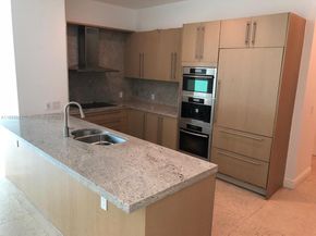 900 Brickell Key Blvd 2205, Miami FL 33131