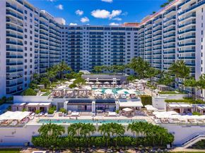 2301 Collins Ave 329, Miami Beach FL 33139