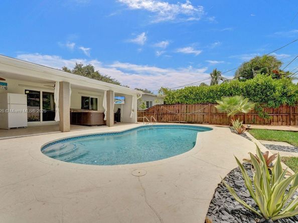 5031 SW 88th Ter, Cooper City FL 33328