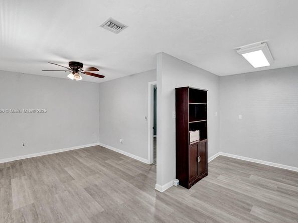5031 SW 88th Ter, Cooper City FL 33328