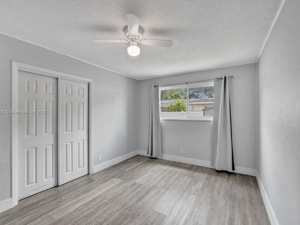 5031 SW 88th Ter, Cooper City FL 33328