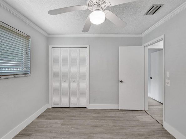 5031 SW 88th Ter, Cooper City FL 33328
