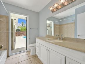 5031 SW 88th Ter, Cooper City FL 33328