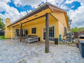 5501 SW 147th Pl, Miami FL 33185