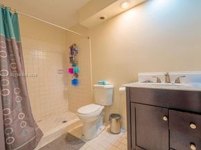 5501 SW 147th Pl, Miami FL 33185