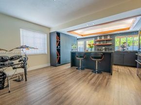 5501 SW 147th Pl, Miami FL 33185