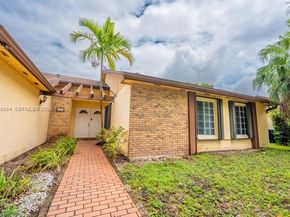 5501 SW 147th Pl, Miami FL 33185