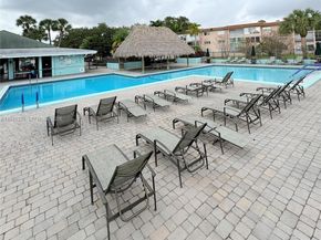 412 SW Natura Ave, Deerfield Beach FL 33441