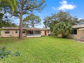 412 SW Natura Ave, Deerfield Beach FL 33441