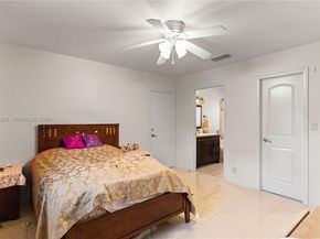 412 SW Natura Ave, Deerfield Beach FL 33441