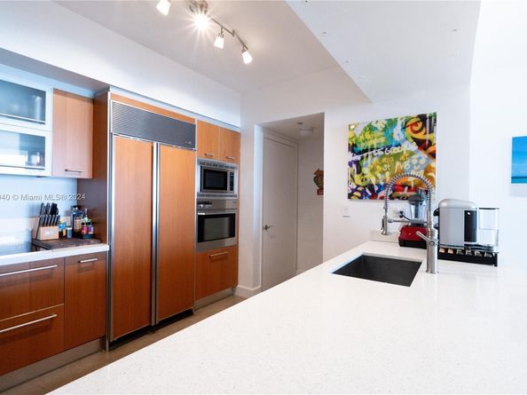 400 Alton Rd 1709, Miami Beach FL 33139