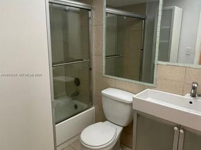 9001 Sunrise Lakes Blvd 109, Sunrise FL 33322