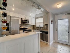 9001 Sunrise Lakes Blvd 109, Sunrise FL 33322