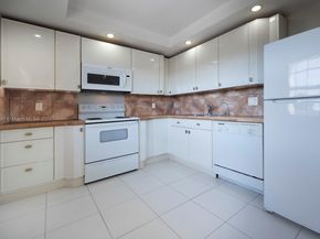 800 Cypress Grove Dr 509, Pompano Beach FL 33069