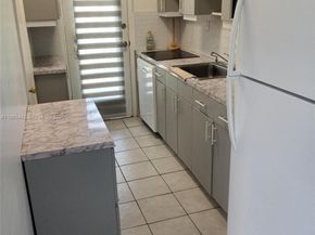 6490 Collins Ave 18, Miami Beach FL 33141