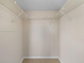 2600 S University Dr 326, Davie FL 33328