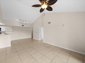 2600 S University Dr 326, Davie FL 33328