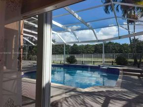 1035 Waterside Cir, Weston FL 33327