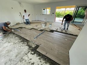 2105 SW 98th Ave, Miami FL 33165