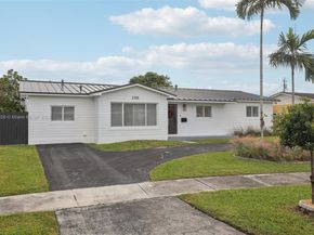 2105 SW 98th Ave, Miami FL 33165