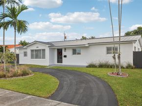 2105 SW 98th Ave, Miami FL 33165