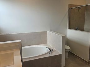 1433 SE 27th Ter, Homestead FL 33035