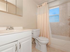 2800 Somerset Dr 402J, Lauderdale Lakes FL 33311