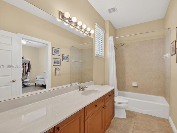 418 N Federal Hwy 26, Lake Worth FL 33460