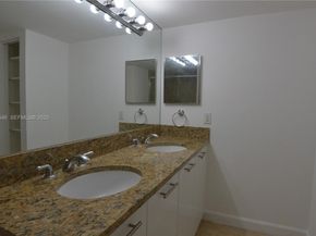 3300 NE 192nd St 903, Aventura FL 33180