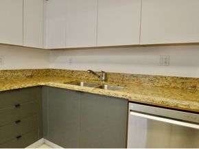 3300 NE 192nd St 903, Aventura FL 33180