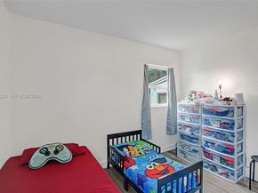 3320 NW 18th St, Lauderhill FL 33311