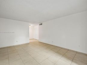 10780 N Kendall Dr E11, Miami FL 33176