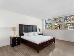 16558 NE 26th Ave 2G, North Miami Beach FL 33160