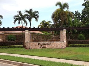 14064 S Forest Oak Cir, Davie FL 33325