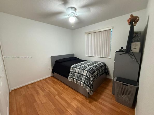 14064 S Forest Oak Cir, Davie FL 33325
