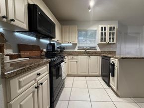 14064 S Forest Oak Cir, Davie FL 33325