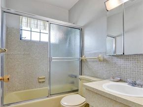 3148 Sheridan Ln, Hollywood FL 33021