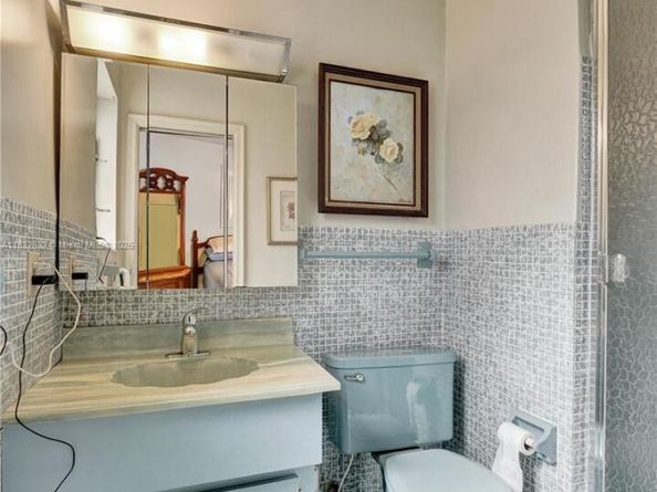 3148 Sheridan Ln, Hollywood FL 33021
