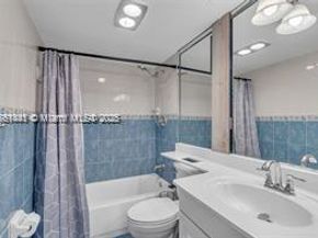 6900 Bay Dr 11F, Miami Beach FL 33141
