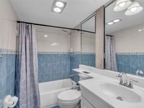 6900 Bay Dr 11F, Miami Beach FL 33141