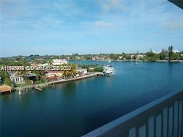 8530 Byron Ave 402, Miami Beach FL 33141