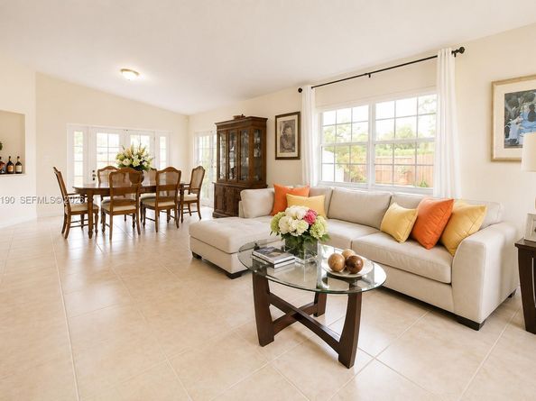 7251 SW 113th Ct Cir, Miami FL 33173