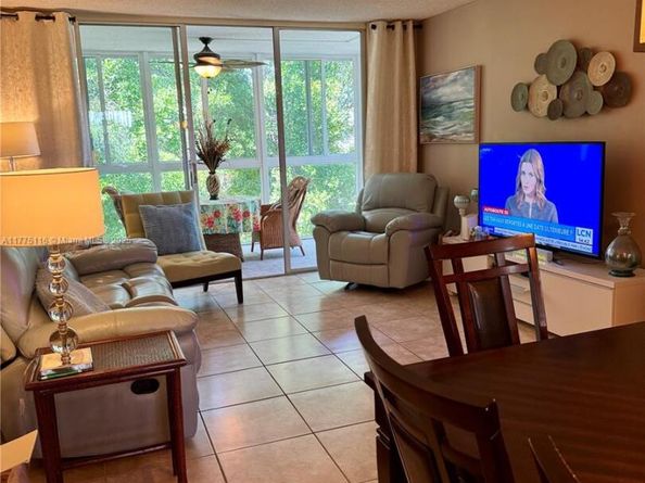 2600 NW 49th Ave 403, Lauderdale Lakes FL 33313