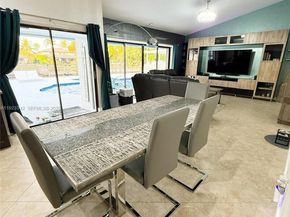 15561 Carriage Ct, Davie FL 33331