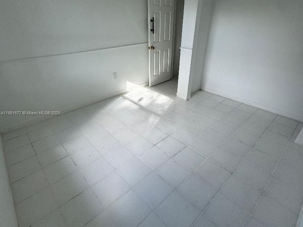 3000 NW 110th Ave 3000, Sunrise FL 33322