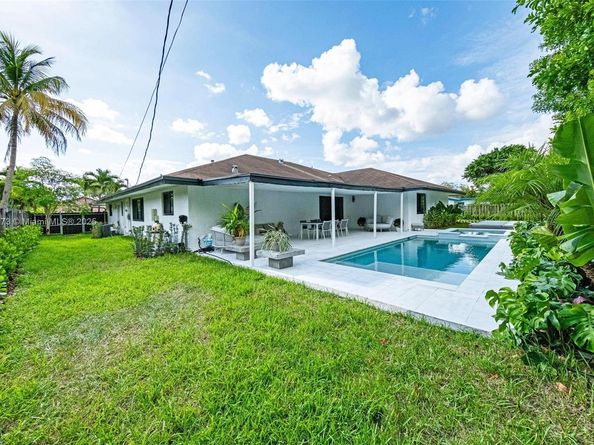 2101 NW 14th Ave, Fort Lauderdale FL 33311