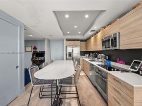 121 NE 34th St 1705, Miami FL 33137